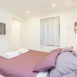 Spacious 4 Bdr With Parking Apartment