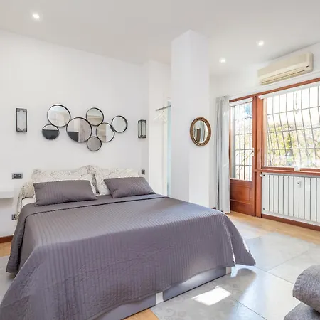 Spacious 4 Bdr With Parking דירה *