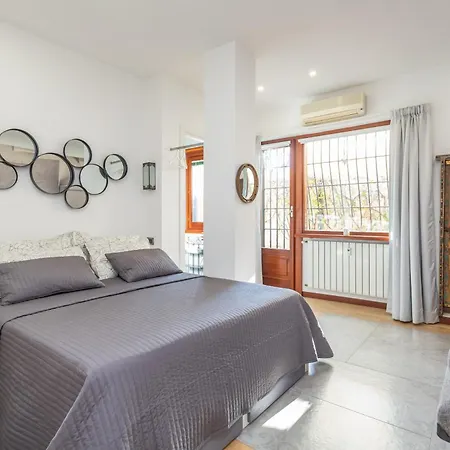 Spacious 4 Bdr With Parking Rom