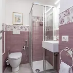 Spacious 4 Bdr With Parking Apartment Rome