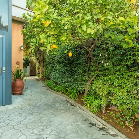 Spacious 4 Bdr With Parking